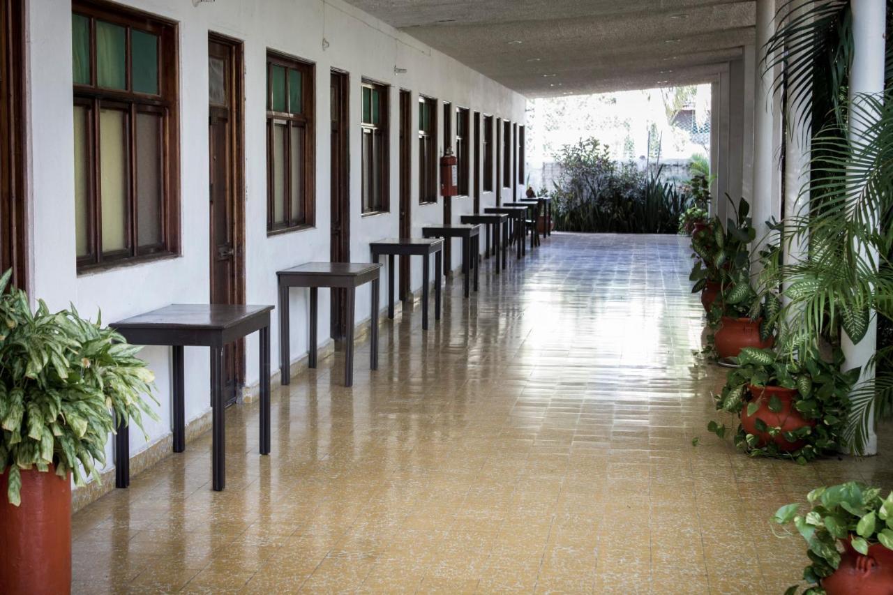 Hotel Delfin Playa Azul Lázaro Cárdenas Esterno foto